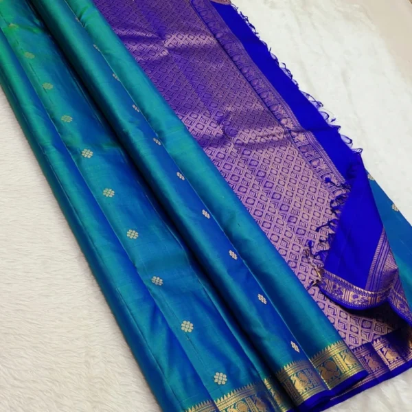 Handwoven 1G All Over Butta Small Border Silk Sarees - CSH1GBSBS00001